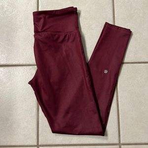 LIKE NEW c9 Champion high rise leggings (shiny matte) medium burgundy